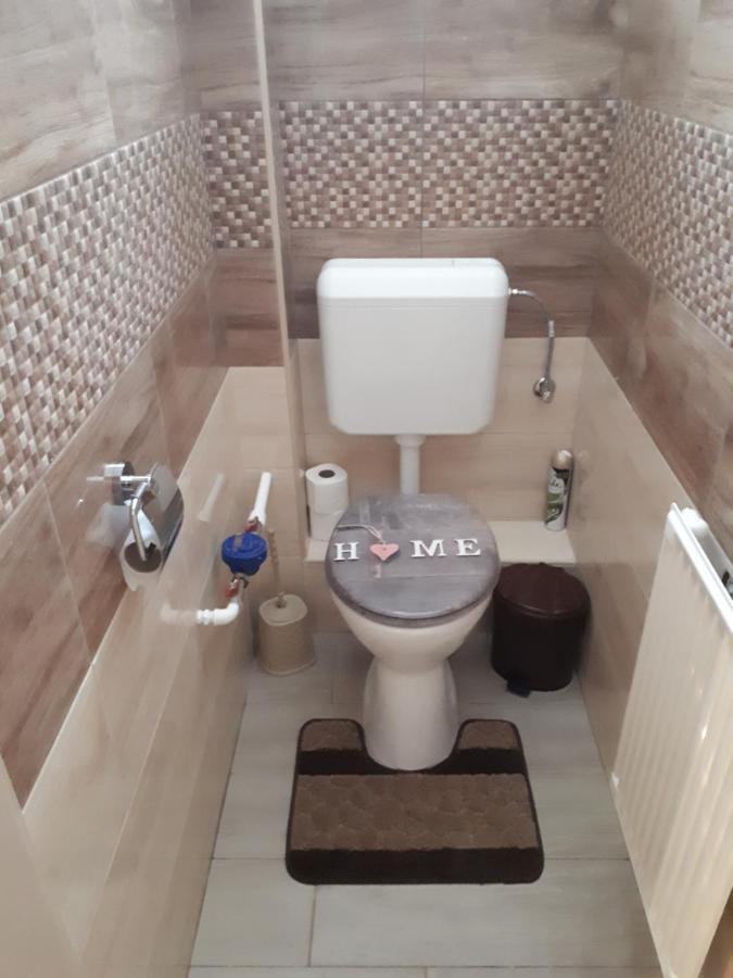 Katalin Apartman Hajdúszoboszló Exterior foto