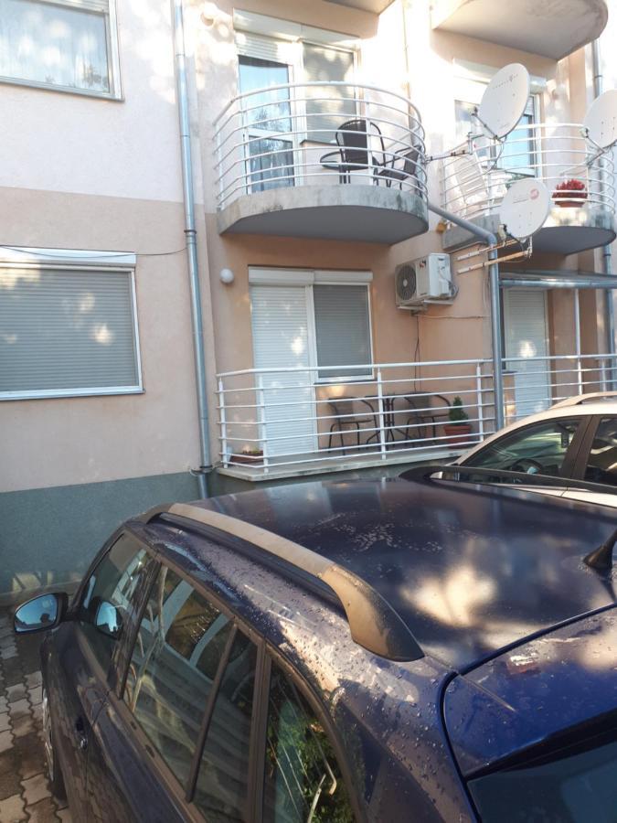 Katalin Apartman Hajdúszoboszló Exterior foto