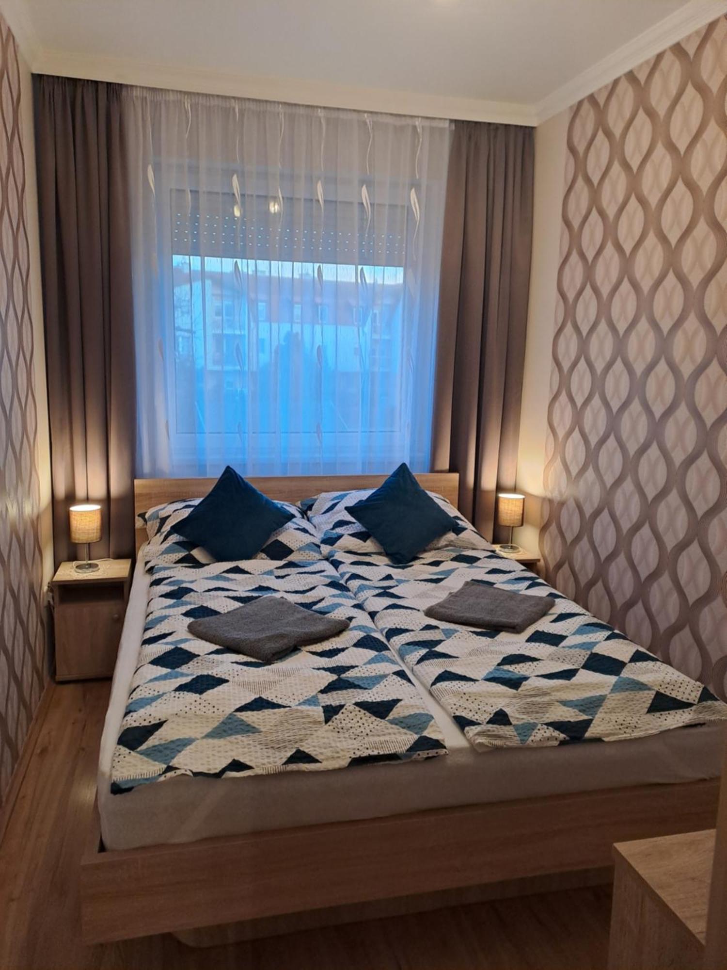 Katalin Apartman Hajdúszoboszló Exterior foto